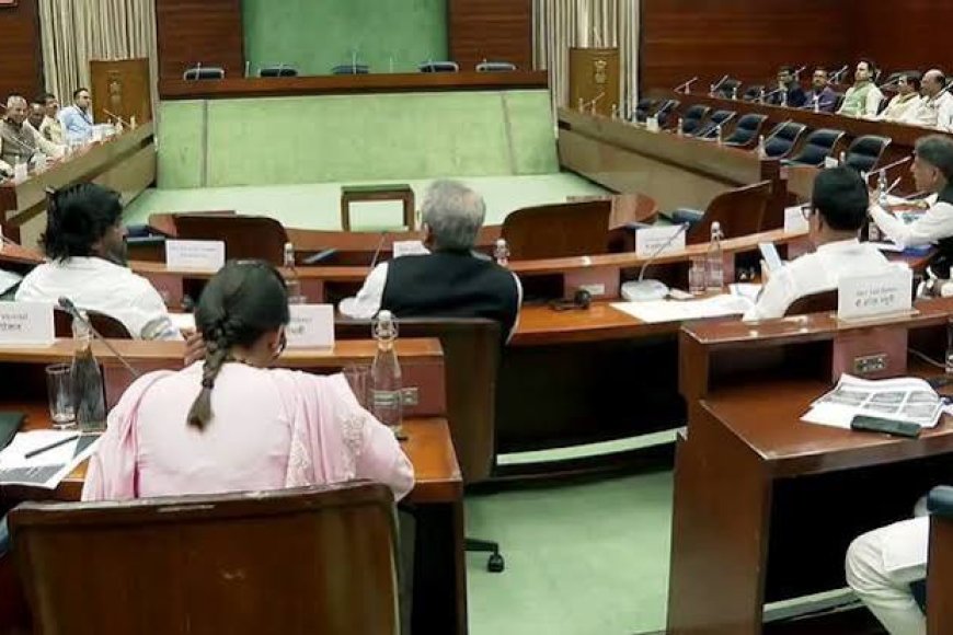JPC examining bill to remove PM, CMs gets extension.jpg