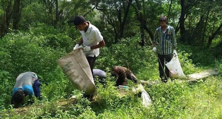 Barren lands to green zones: The Coimbatore volunteers bringing life back to neglected spaces