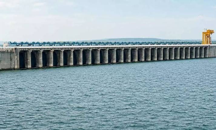 No water for farmers even as Nagarjua Sagar brimming