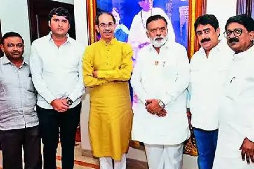 6 Uddhav Sena MPs skip meet, party on brink of another split