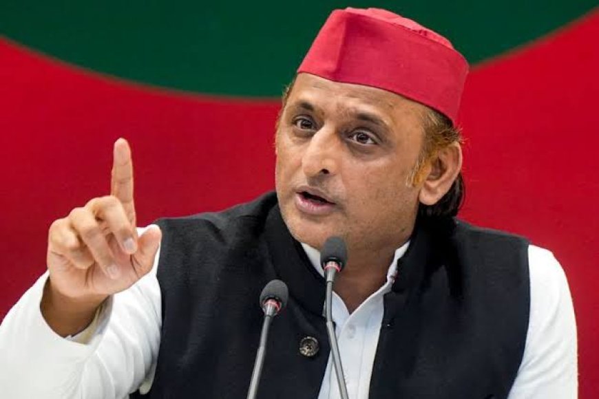 Akhilesh trashes claims of split in Samajwadi Party