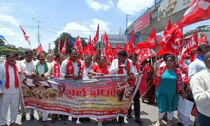 SKM pitches for withdrawal of Centre’s pro-corporate policies