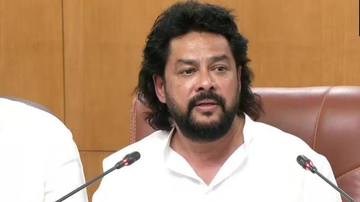 Shivakumar minister Nagendra quits again amid Valmiki scam heat
