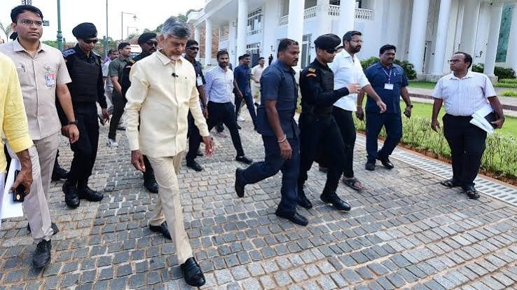 N. Chandrababu Naidu directs police to adopt modern strategies in investigation,