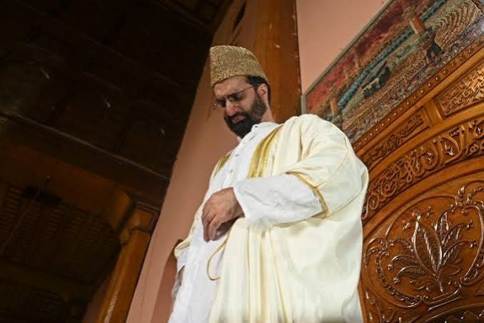 UP, Muslim cleric booked for remarks on Kanwariyas.jpg