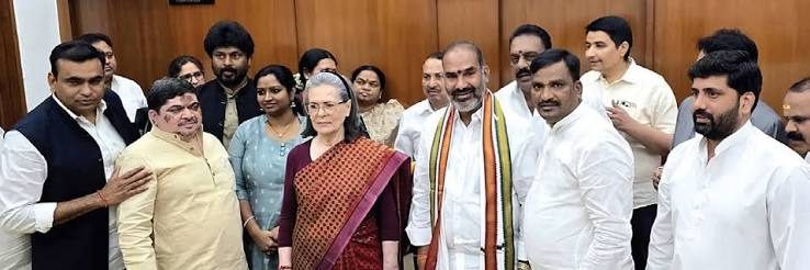 Telangana Congress BC leaders seek action beyond census
