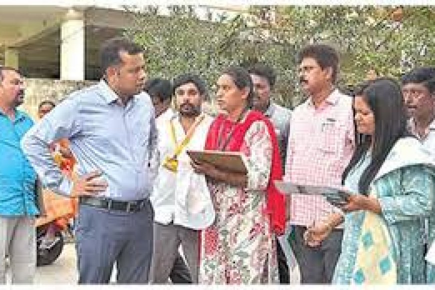 Collector hits the ground to review electoral roll updates 