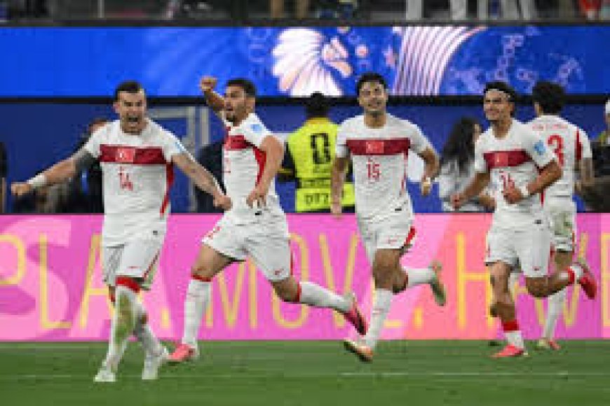 Turkey beat USA 3-2, Americans eye World Cup knockouts