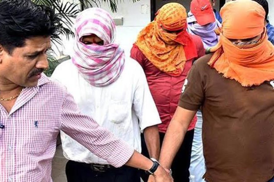 Sex racket busted at luxury Mumbai hotel, 2 actresses rescued