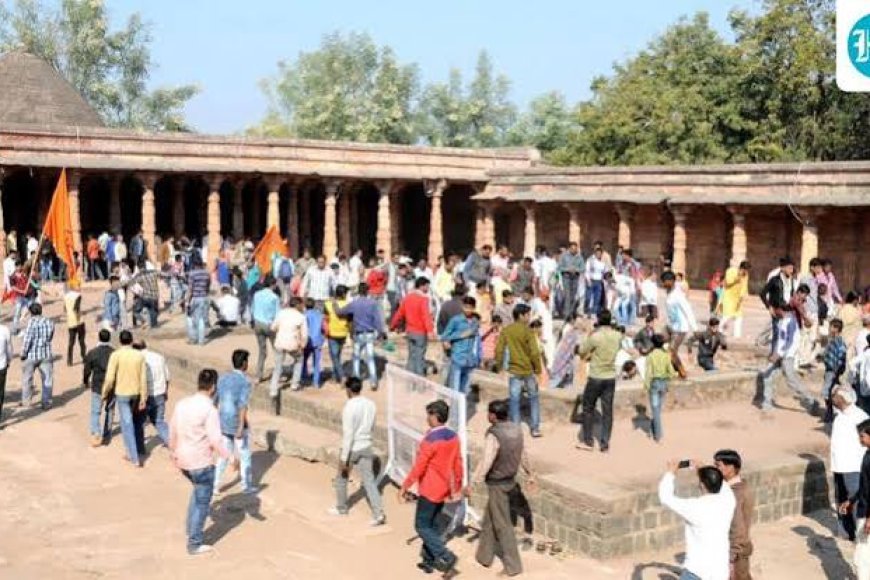 Bhojshala issue: SC directs State to provide open space for Muslims to offer Friday prayers,