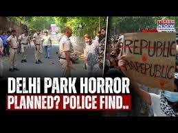 Delhi teen was raped at knifepoint, condom seized from park