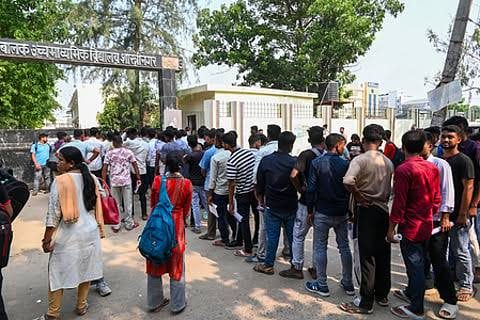 Andhra Pradesh HC begins final hearing of APPSC Group-I exam case