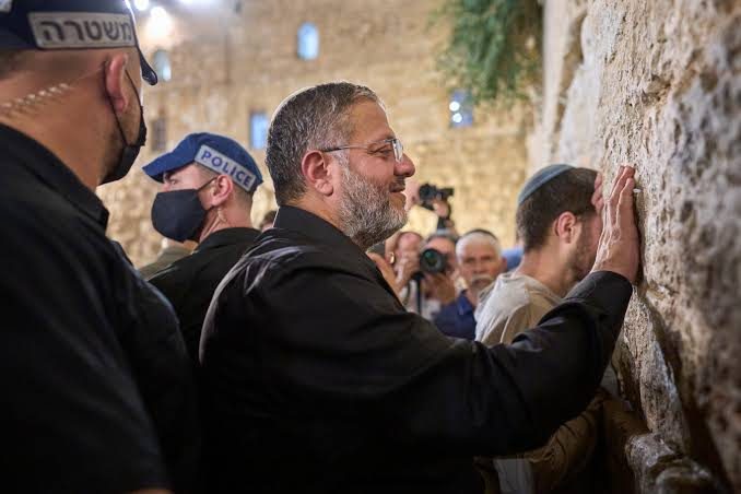 Ben-Gvir enters Palestinian prisoner’s cell, vows to kill him