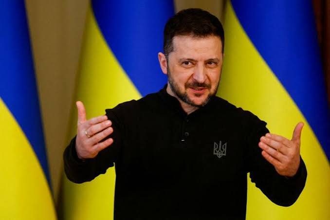 Zelensky warns war likely to continue into winter after US talks