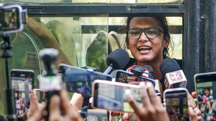 AISA chief Neha Bora held during protest in Delhi, released later without phone