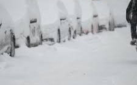 Frozen pitches halt football across Germany and UK