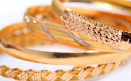 Gold hits record high of Rs 1.44 lakh per 10g, silver soars too