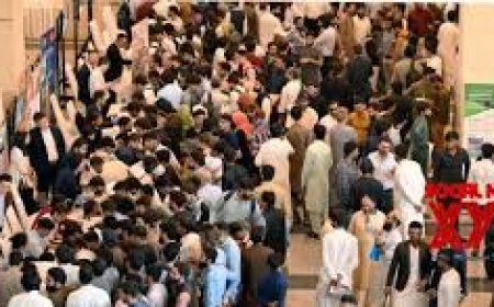 Govt employees protest in Balochistan, seeking 30 pc disparity reduction allowance