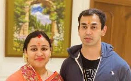 "She Ruined Family": Mulayam Singh's Younger Son To Divorce Wife Aparna