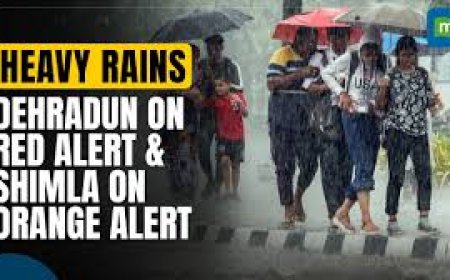 Orange alert issued as heavy snow lashes Uttarakhand; 80 tourists rescued