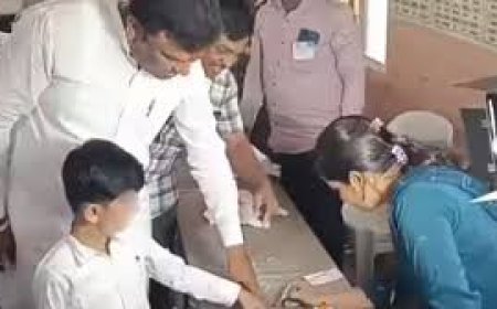 Maharashtra SEC suspends polling officer, constable after minor allowed inside Solapur booth