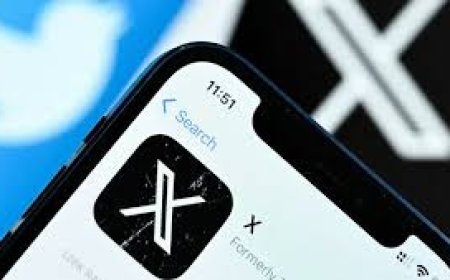 X briefly hit by 'international outages, Monitors.jpg