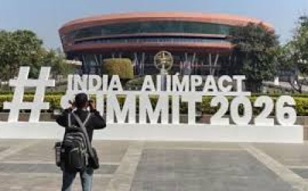 World’s largest AI summit opens to packed halls in Delhi
