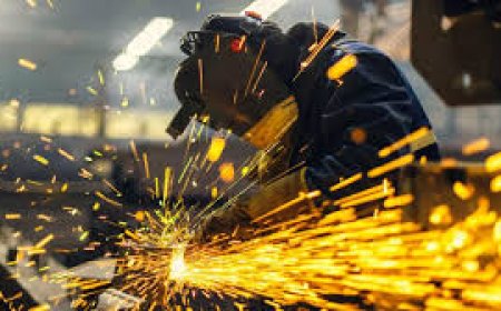 Core Sector Growth Dips to 4% in January