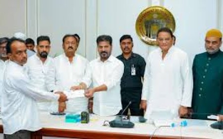 Telangana govt gives ex gratia to families of 44 killed in Madina bus fire