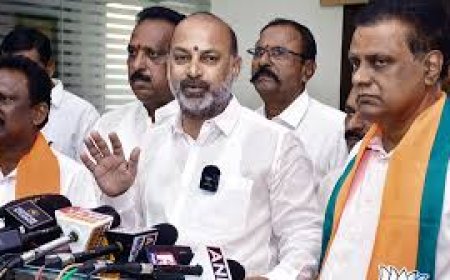 Urban naxals in Telangana education commission: Bandi Sanjay