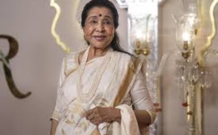 Asha Bhosle's last rites to be performed with state honours on Monday