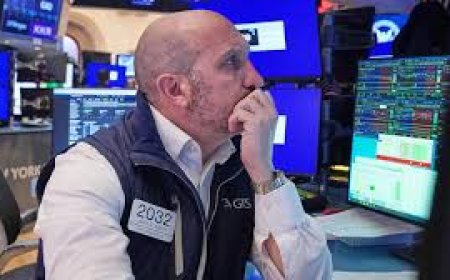 Indian Markets Extend Losses as Crude Oil Breaches $100 Amid US-Iran Standoff