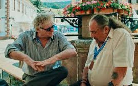 Cinema Without Borders: Odd Couple—Conrad and Crab