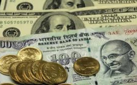 Rupee falls 30 paise to 95.94 against US dollar in early trade