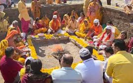 Hindu groups hold victory celebration at Bhojshala