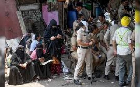 Mumbai mosque demolition triggers anger, police lathi-charge locals