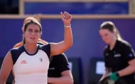 Navarro back in top 30 as Marcinko breaks through in latest WTA Rankings 