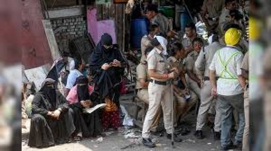 Mumbai mosque demolition triggers anger, police lathi-charge locals