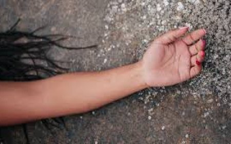 African Woman Jumps To Death During Anti-Narcotics Raid In Delhi