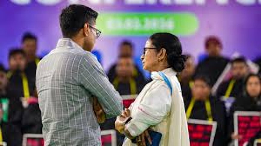 Now civic jolt to TMC as chairman, 5 councillors join Cong