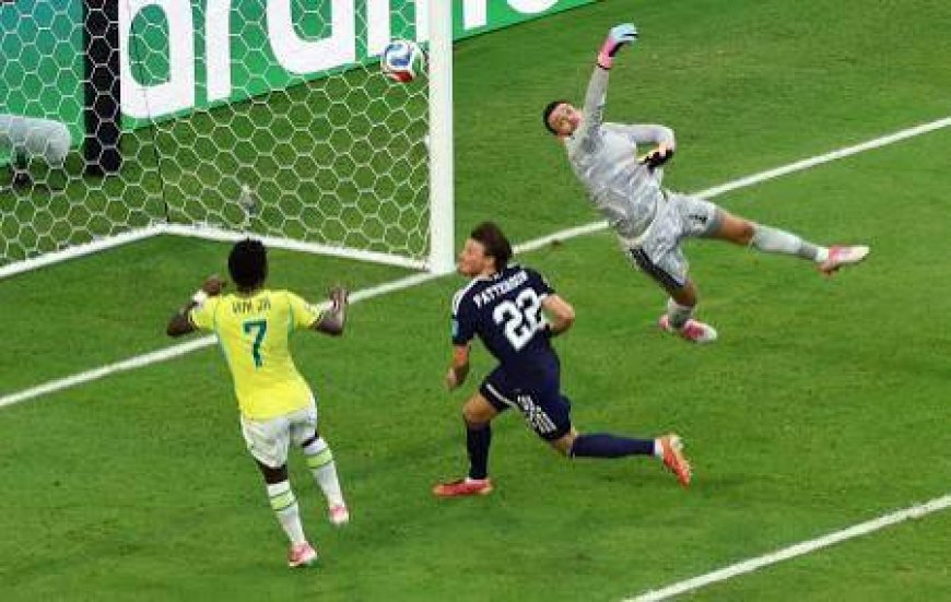 Brazil romp into World Cup knock-outs after Vinicius brace
