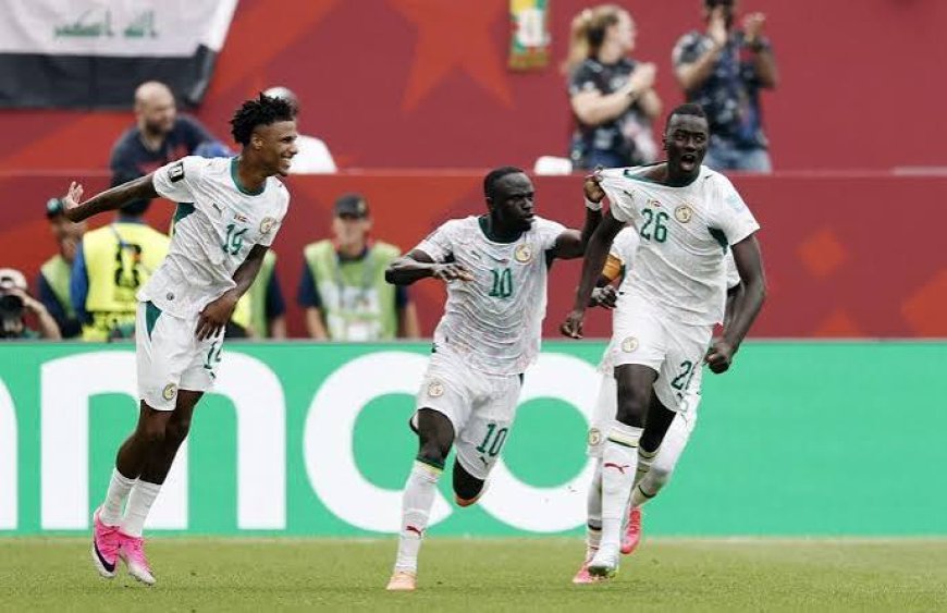 Gueye double keeps five-star Senegal's World Cup hopes alive