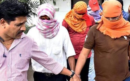 Sex racket busted at luxury Mumbai hotel, 2 actresses rescued