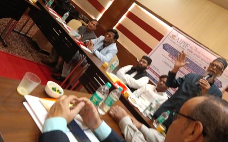 "All India Payam-E-Insaniyat Forum" holds interactive session with intellectuals. 