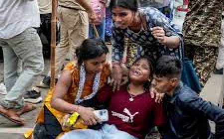 Like cockroaches, we will come again: Women at CJP protest