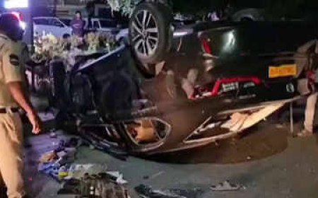 Two teenagers killed, one injured in road accident in Hyderabad