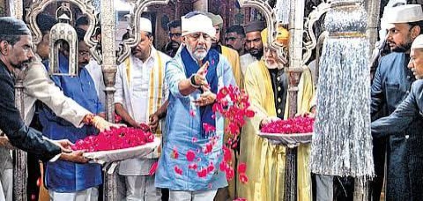 Minister Gadkari lauds free services for Urs pilgrims from Andhra Pradesh