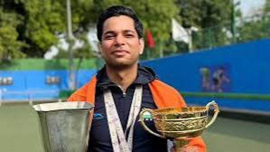 Navneet, the pilot on unpaid leave, to compete in lawn bowls
