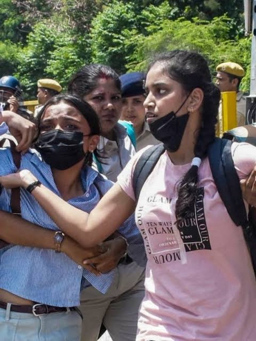 Bihar To Release Detainees, Drop Cases Against NEET Protesters