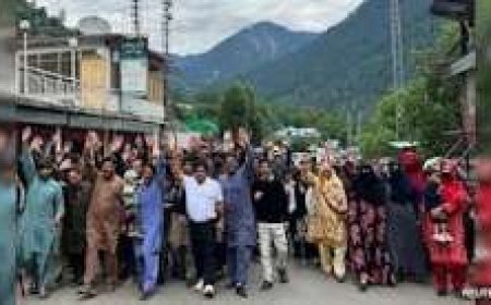 'Kids As Young As 15 On Pakistan's Target',  Inside The Deadly PoK Protests.jpg